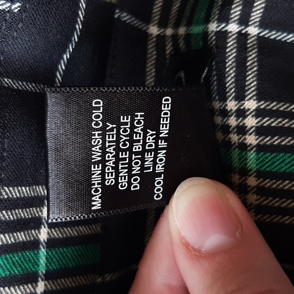 Green, Black, & Creamy Tan Plaid Blazer - Picture 7 of 7